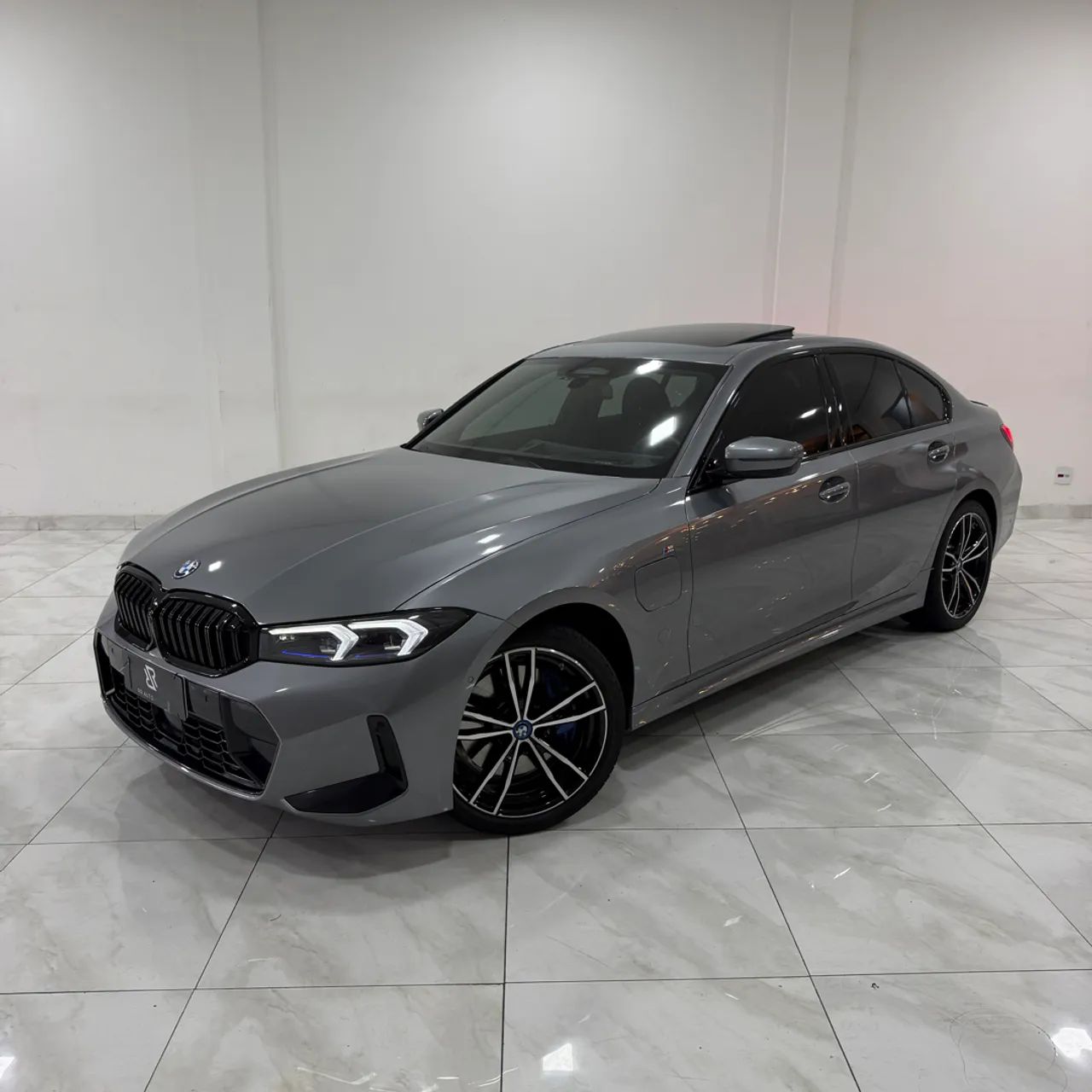 BMW 330E 2024