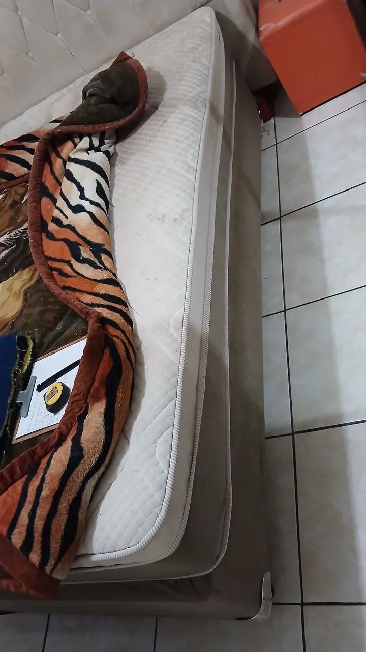 Guarda-roupas com cama de casal - Foto 5