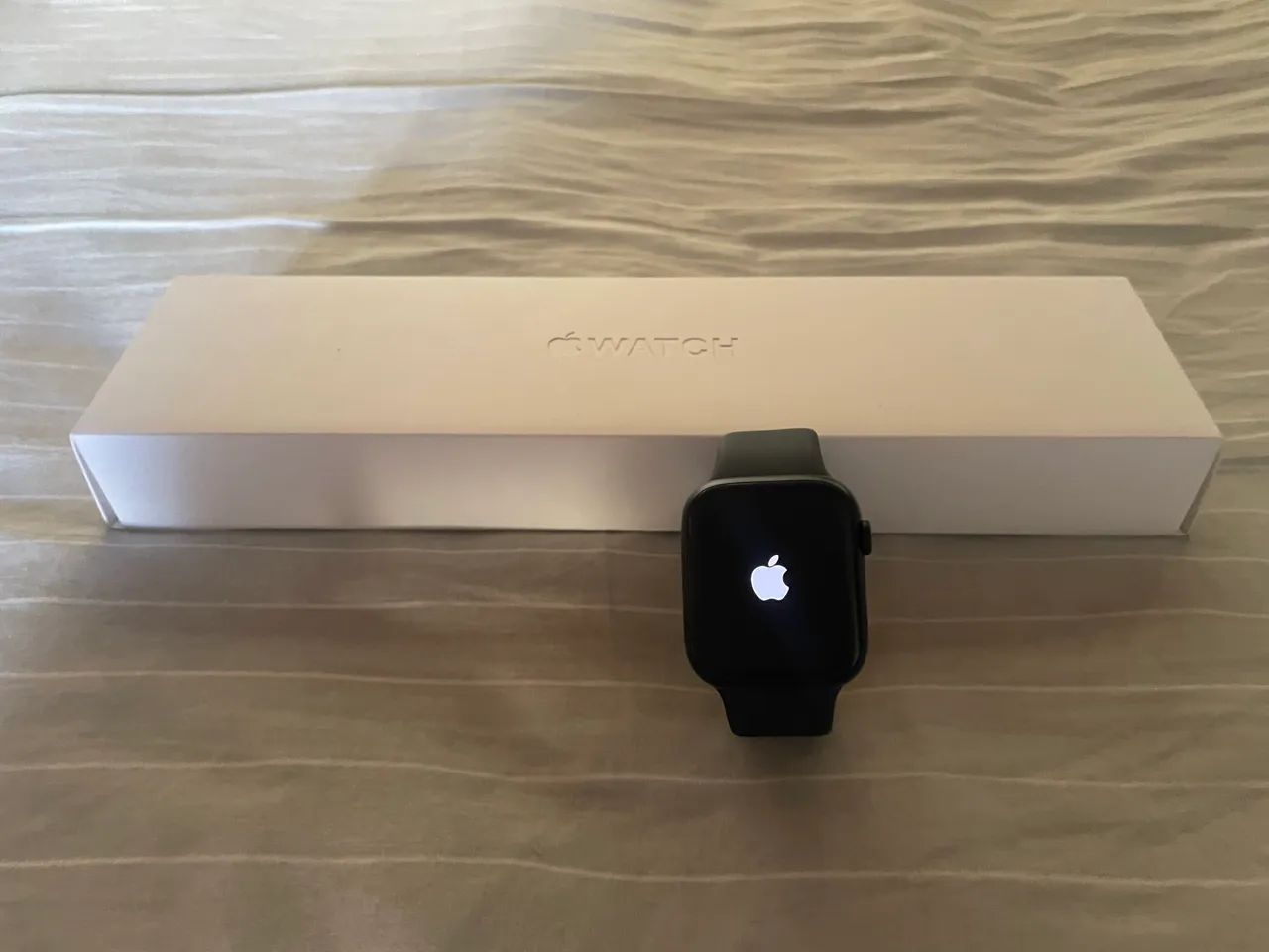 Apple Watch Série 8 45mm GPS