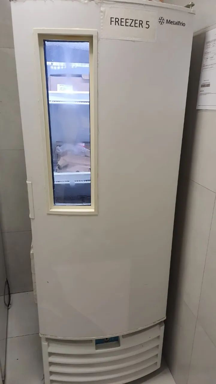 FREZER VERTICAL METALFRIO BRANCO
