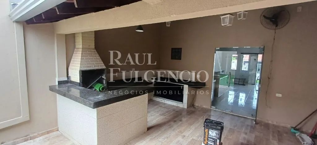 Sobrado de 120m2 reformado, proximo a Av Robert Koch e HU