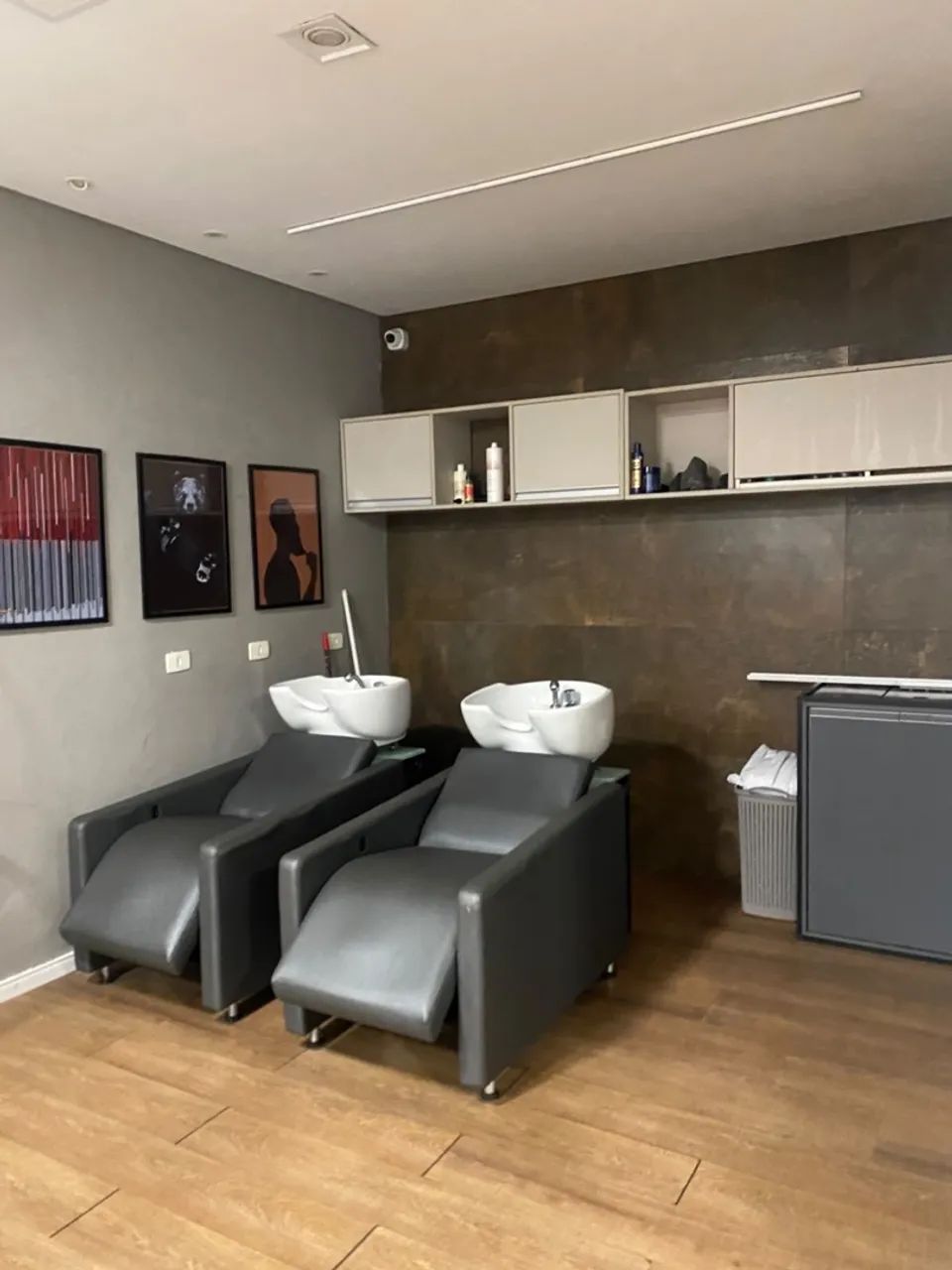 VENDE-SE STUDIO/BARBEARIA COMPLETA  - Foto 4