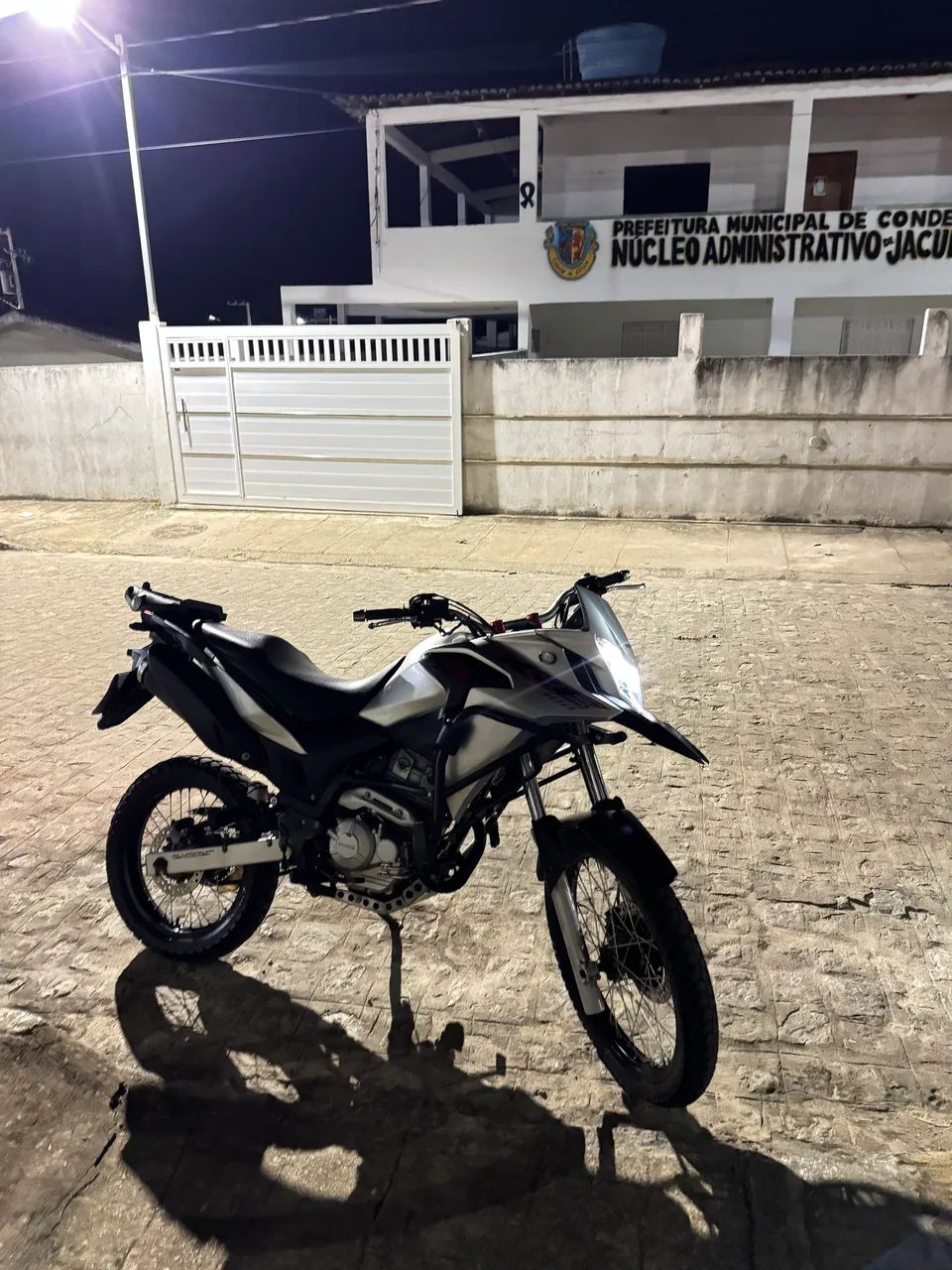 Xre 300