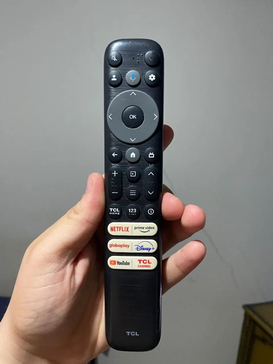 TV 40" TCL. 1 ANO E MEIO DE USO. - Foto 4
