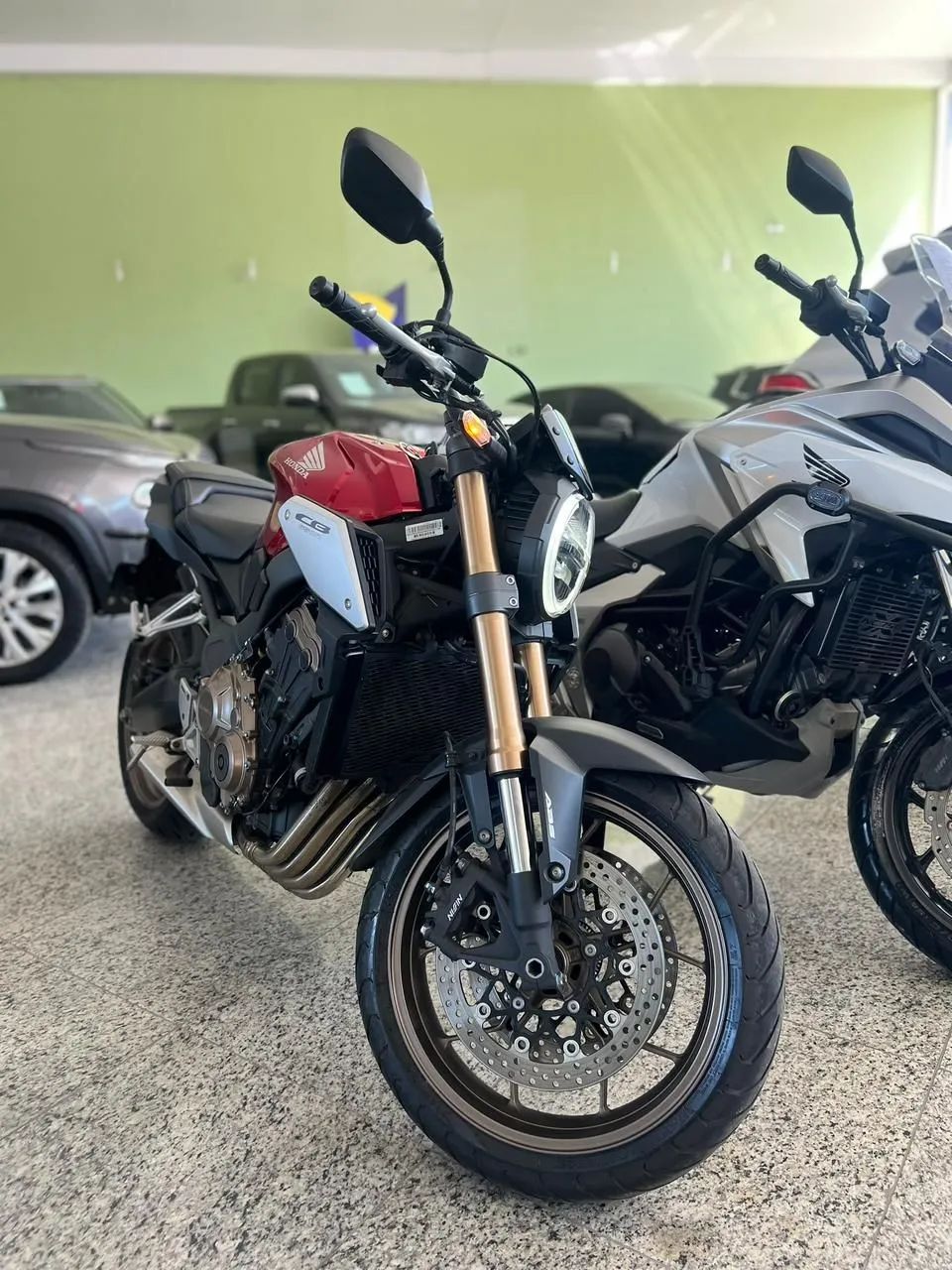 CB 650R - Foto 4