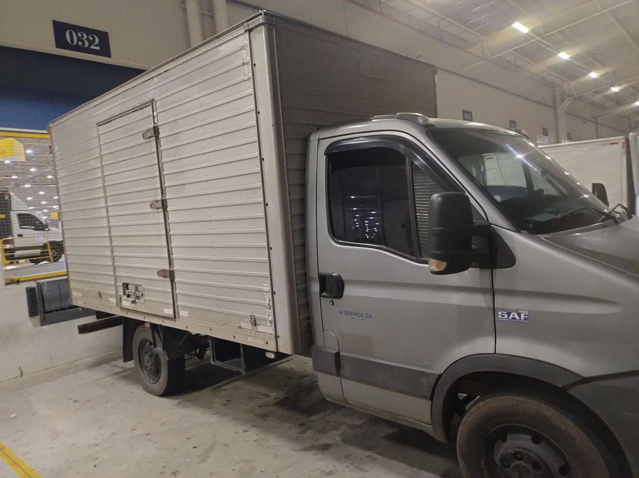 Iveco Dayli 35s14 ano 2011/12 - Foto 3