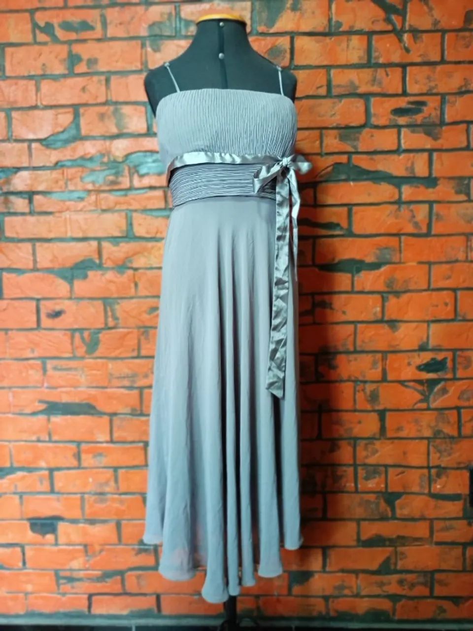 Vestidos, saias e blusinhas no precinho. - Foto 3