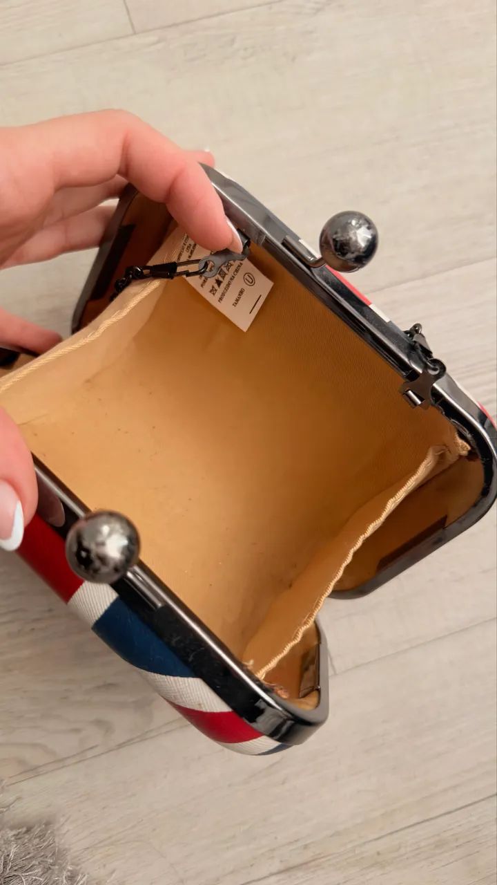 Bolsa clutch da marca Myth  - Foto 4