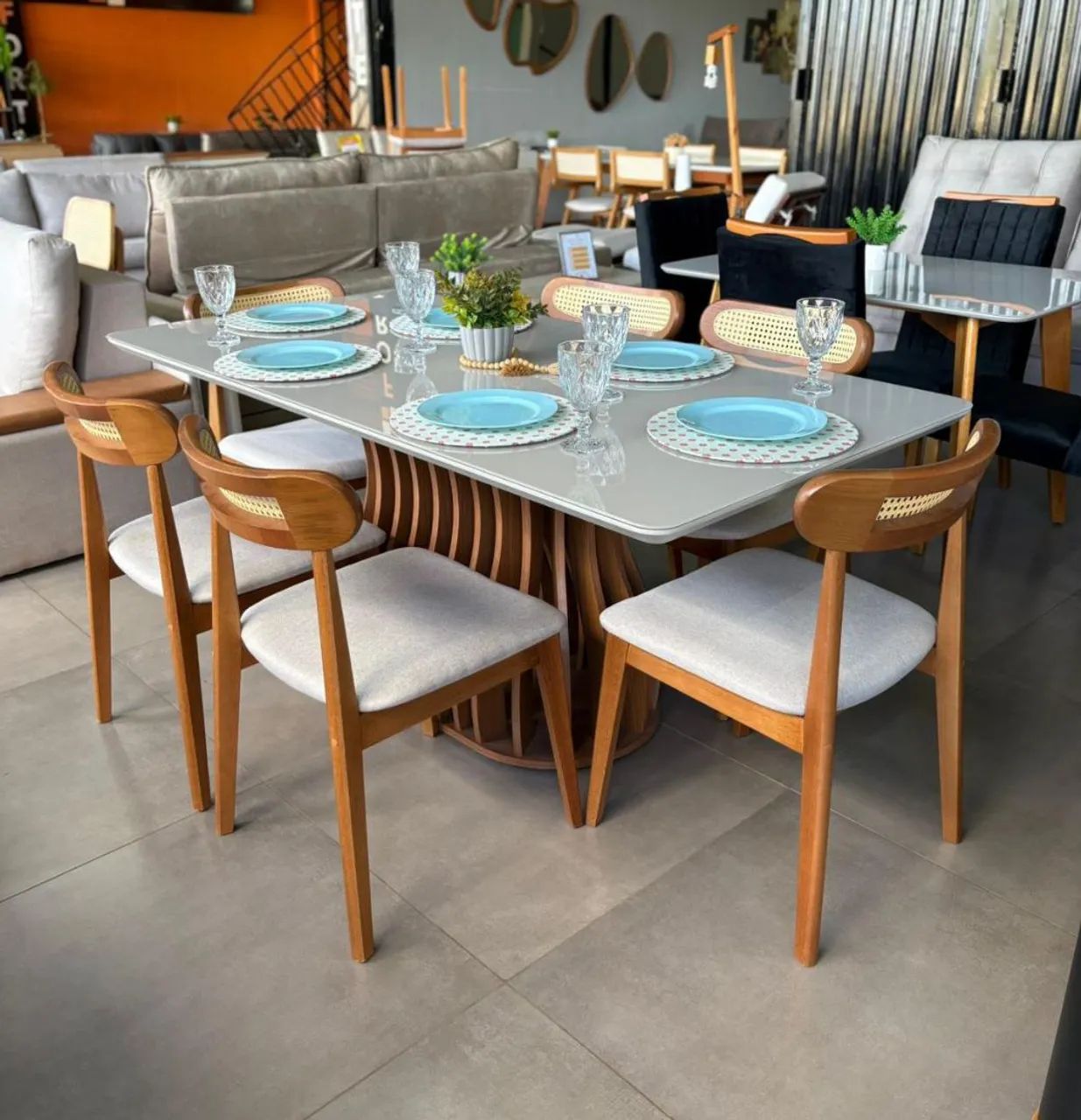 Mesa 100% mdf com 6 cadeiras 