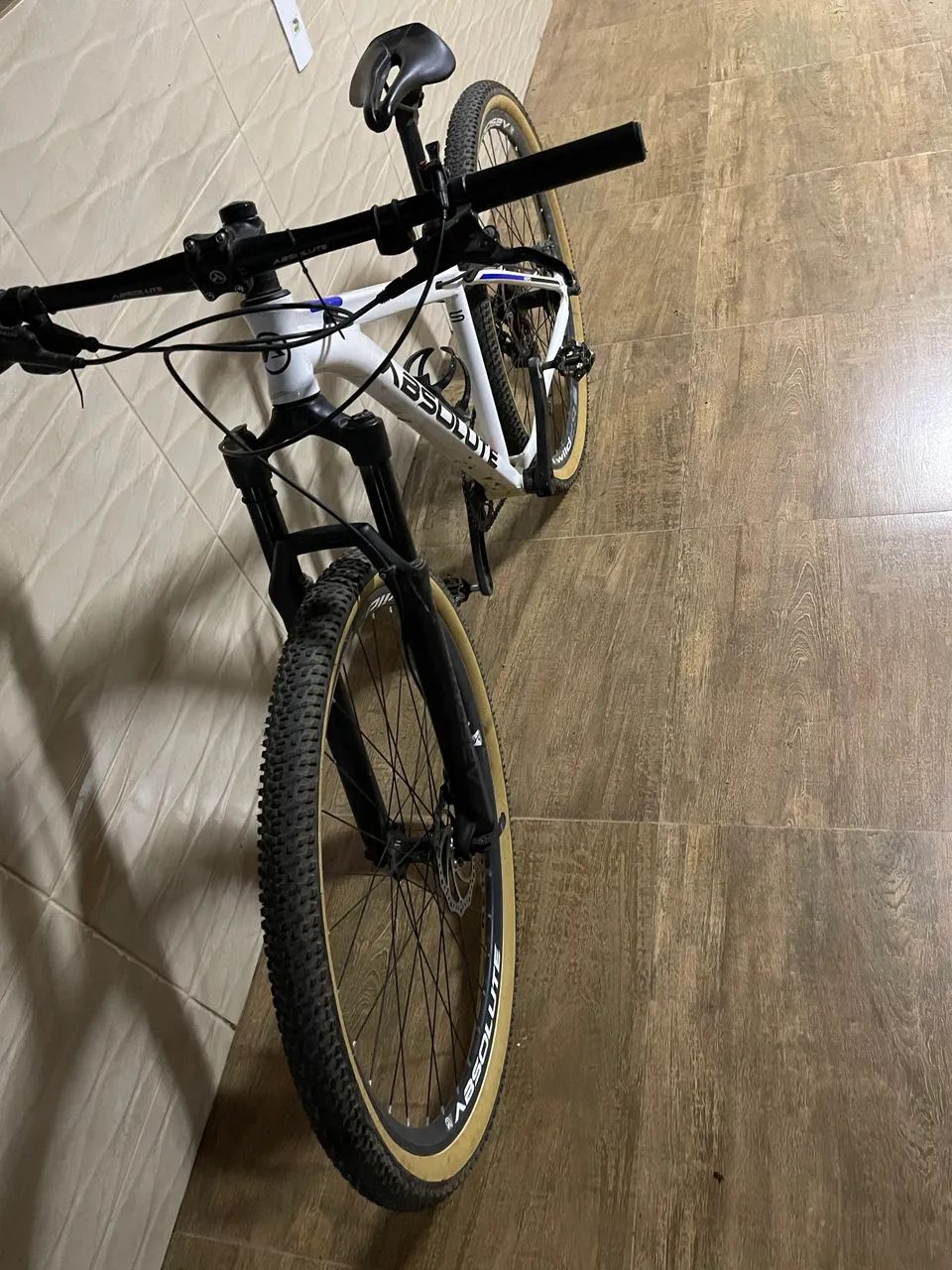 Vendo bicicleta semi nova  - Foto 3