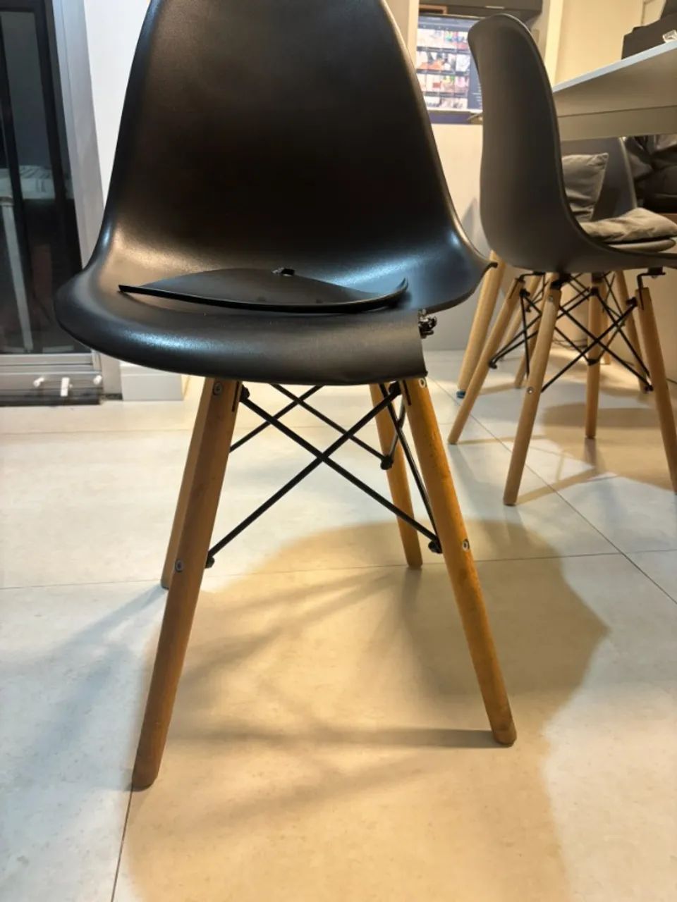 Cadeira Eames - Base da Cadeira - Foto 2