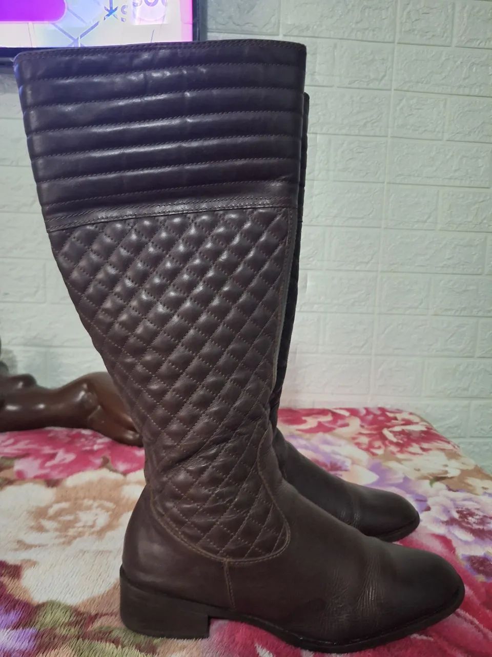 Bota em couro legítimo num 37/38 - Foto 5