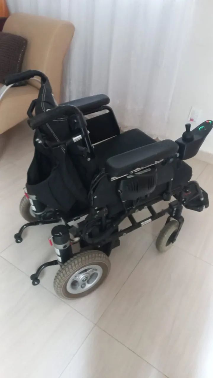 Cadeira Motorizada - Foto 2