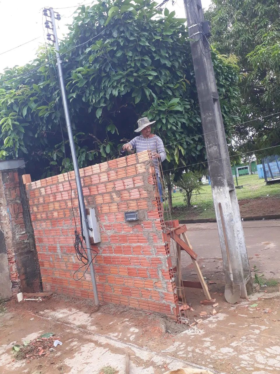 PEDREIRO  - Foto 2