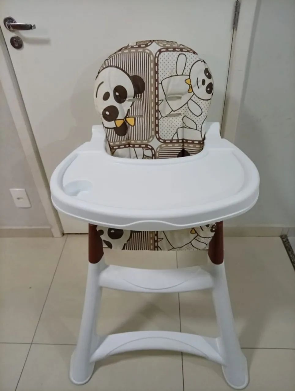 Cadeira de alimentação 