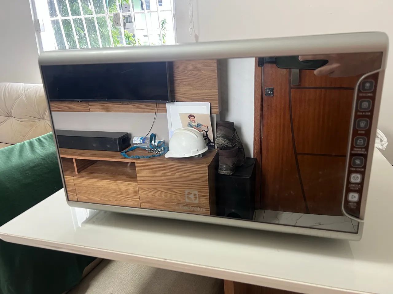 Microondas Electrolux 31L cor Inox Espelhado 