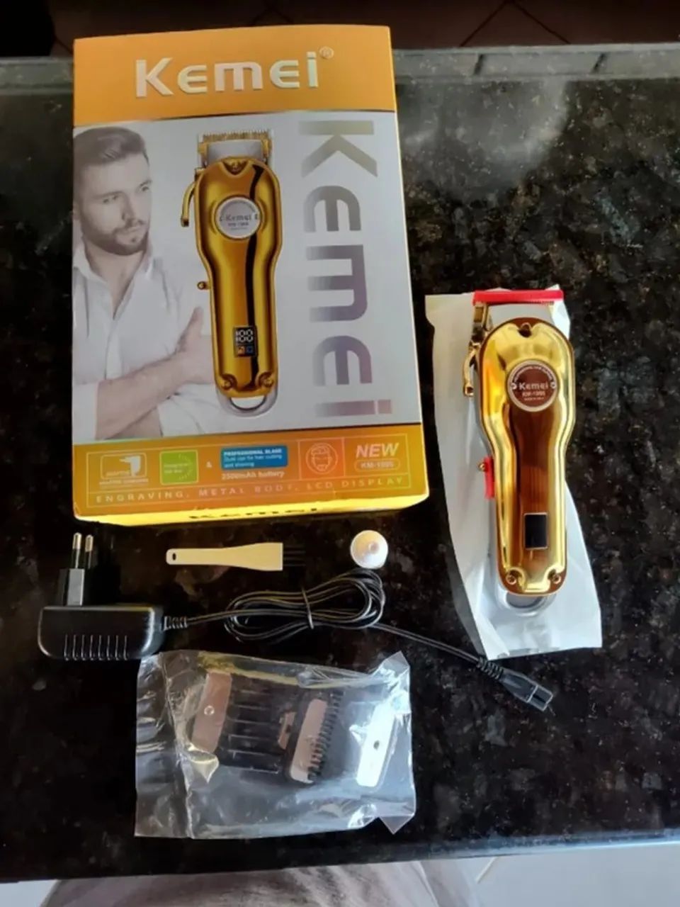 Máquina de Cortar Cabelo Kemei KM-1986+PG Profissional Gold Display LCD - Foto 5