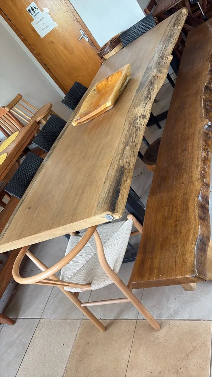 Mesa madeira maciça com pes de ferro - Foto 4