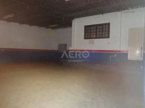 Galpão para aluguel com 300 m² e 2 salões em Centro, Bauru - SP - Foto 2