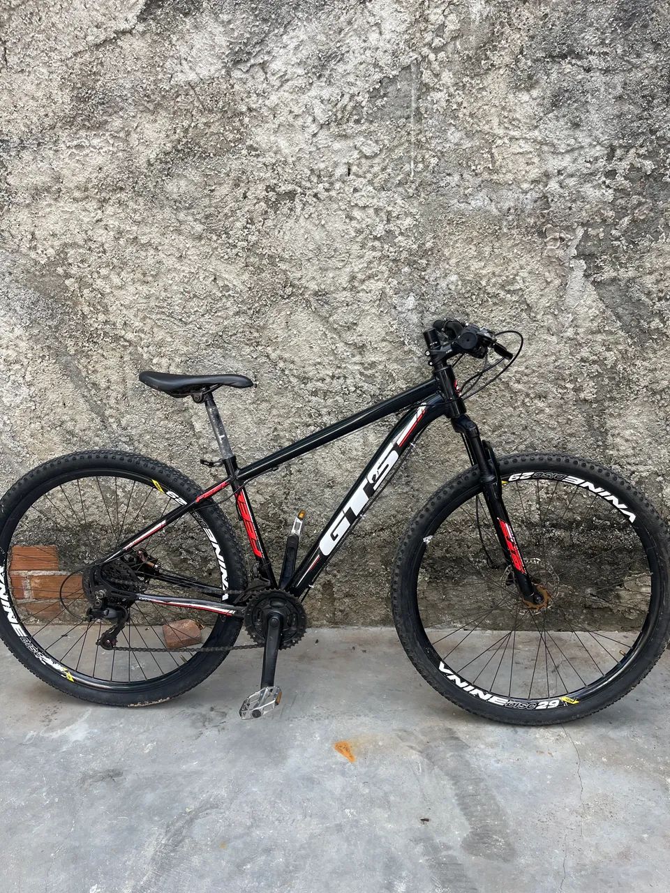 BICICLETA SEMI NOVA 