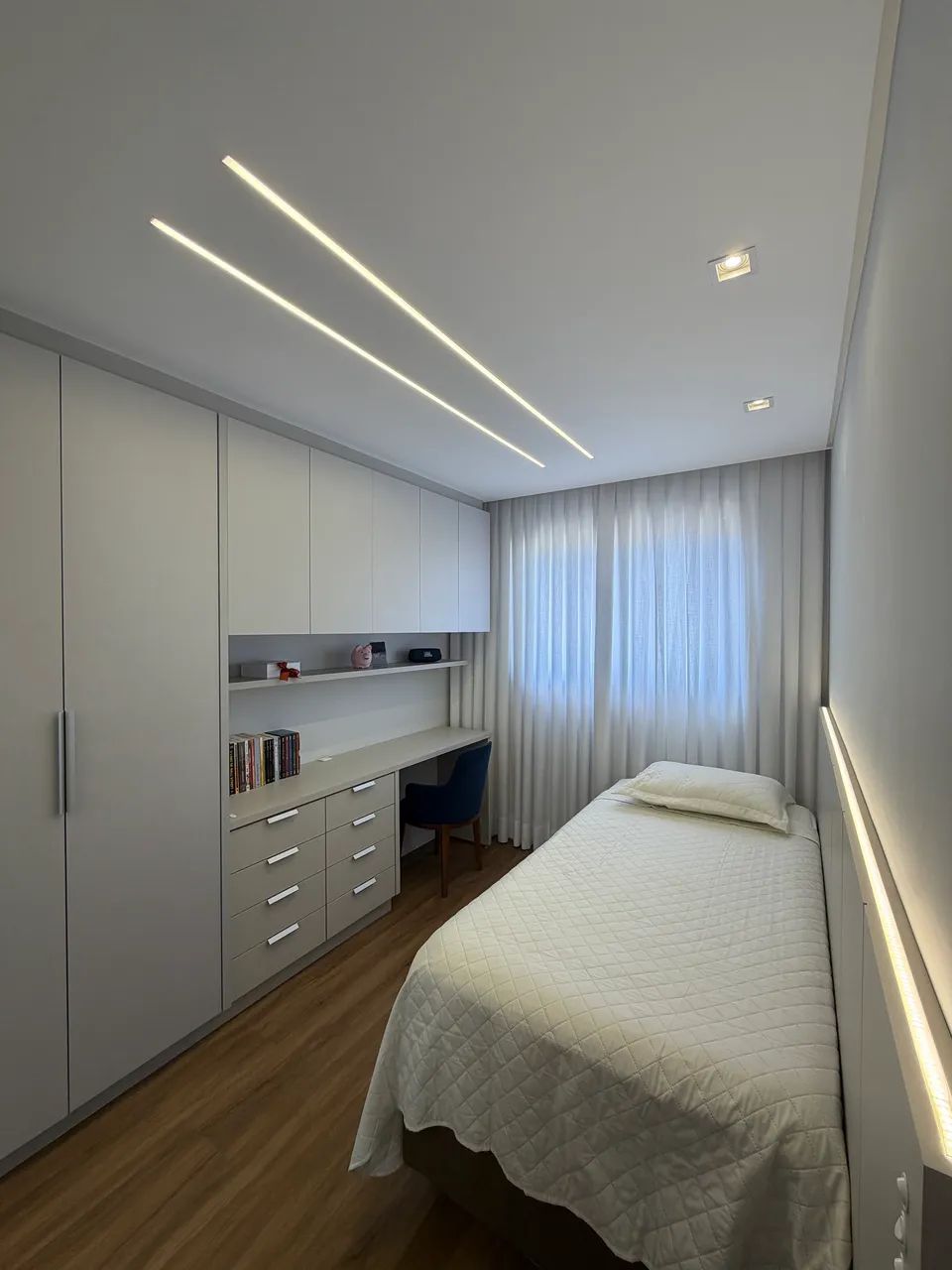 Vendo apartamento mobiliado 2 quartos - São José - Foto 4