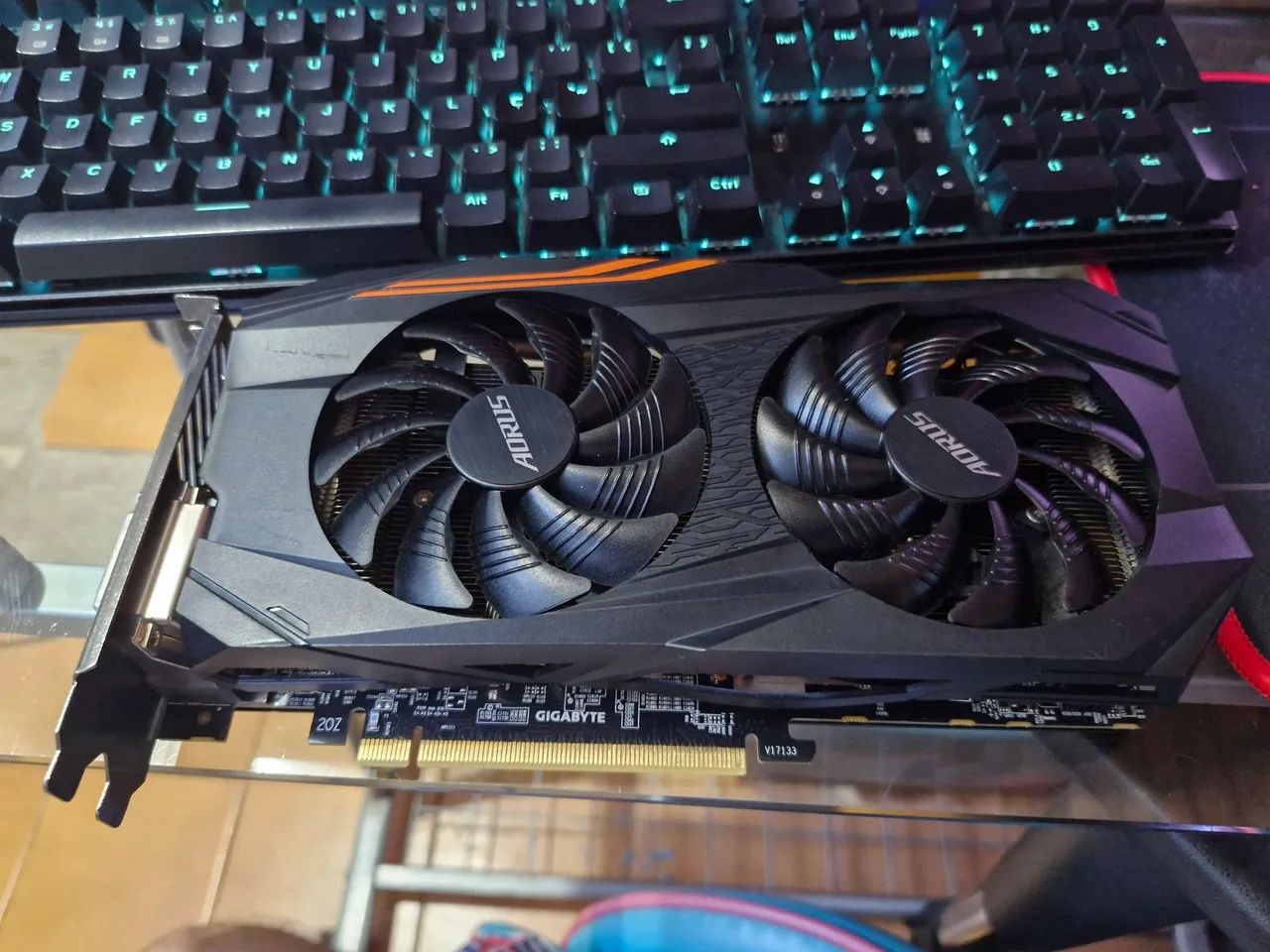 Placa de Vídeo AMD Aorus Gigabyte 