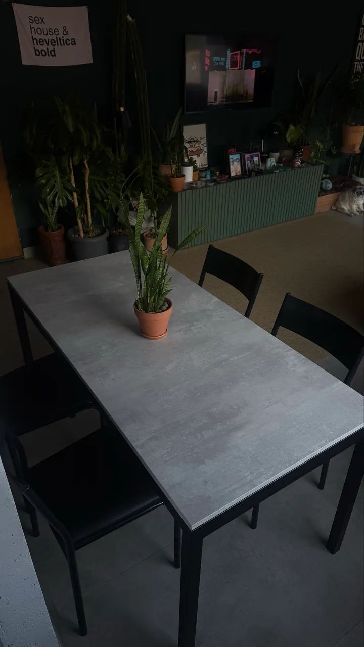 Mesa e Cadeiras Tok Stok