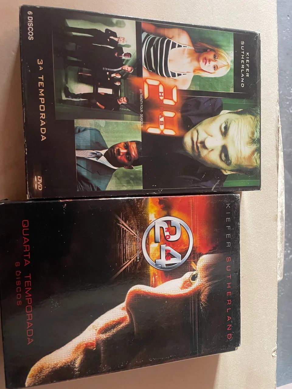 DVD da série 24 horas  - Foto 2