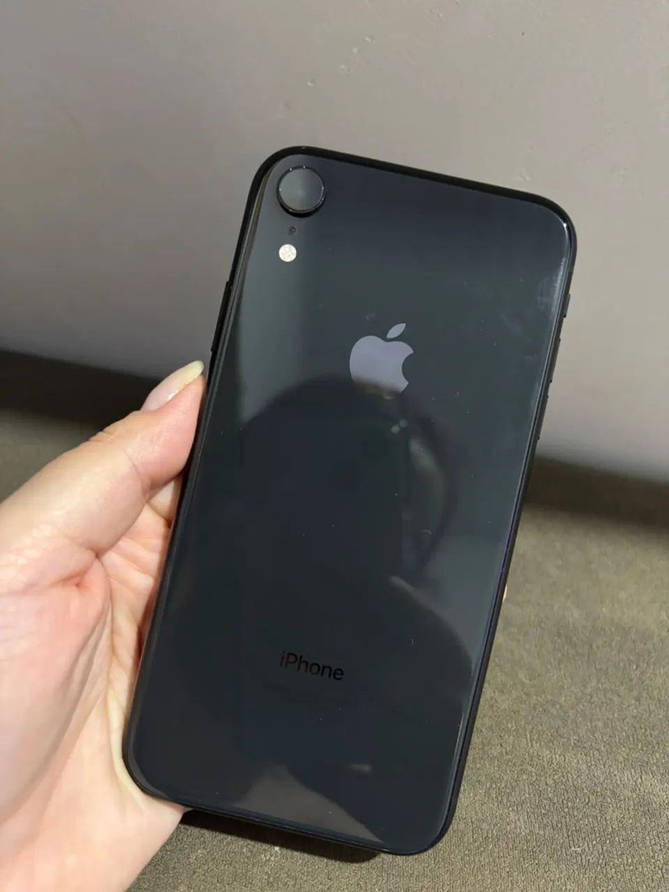 Vende-se Iphone XR Preto - Foto 2