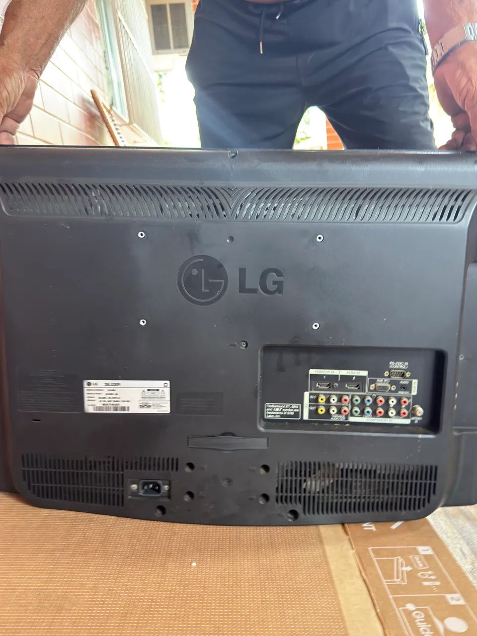 TV LG 32 POLEGADAS  - Foto 2