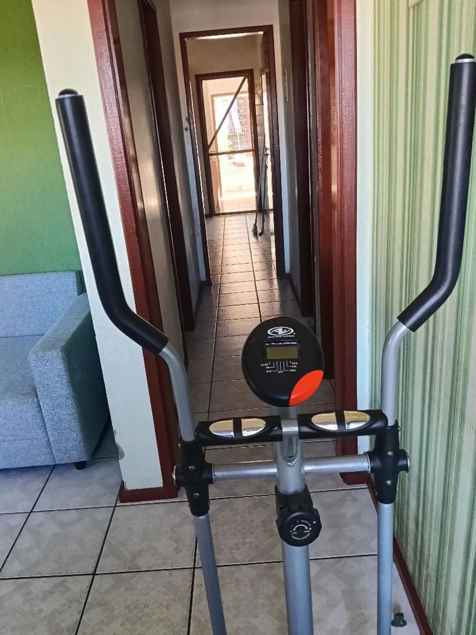 Aparelho elíptico  - Foto 4