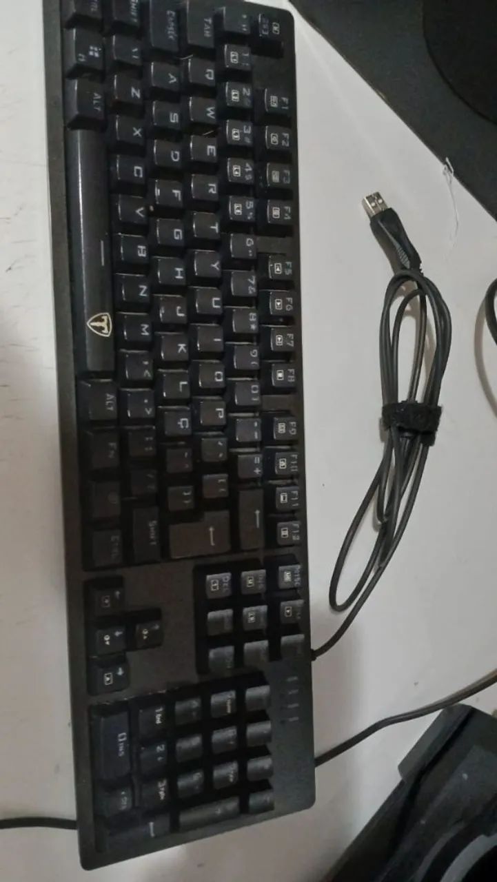 Teclado mecânico bermuda - Foto 3