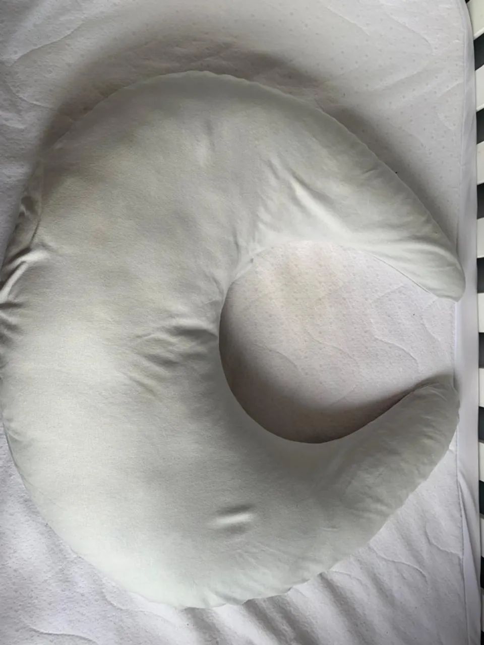 Almofada de amamentação Yogi Baby