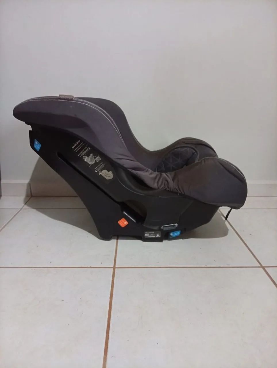 Vendo cadeirinha para carro - Foto 2