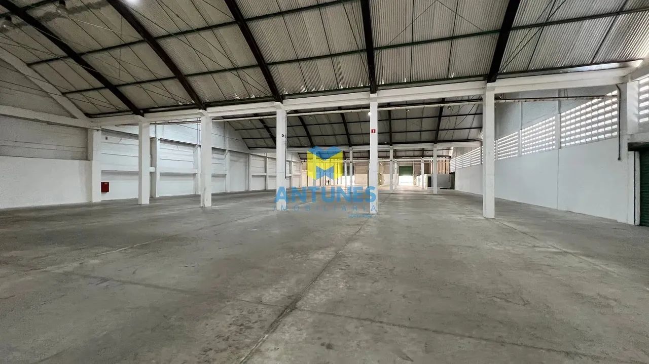 Alugue Galpão em Condomínio próximo da Imbiribeira e Aeroporto, com 5.400m² Doca e Patio - Foto 11