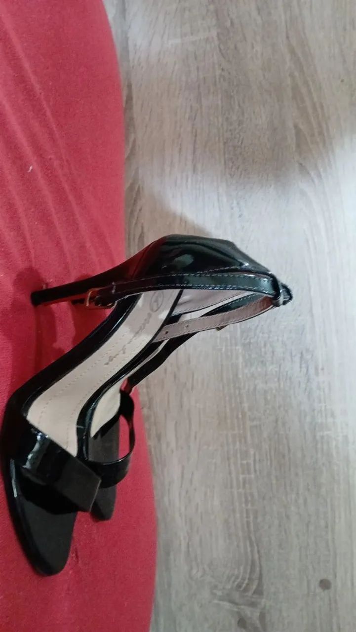 Vendo sapatos de saltos - Foto 2
