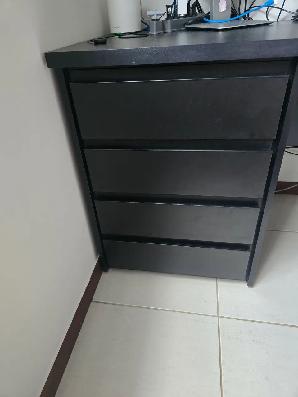 Mesa em MDF preto TX com 4 gavetas - Foto 2