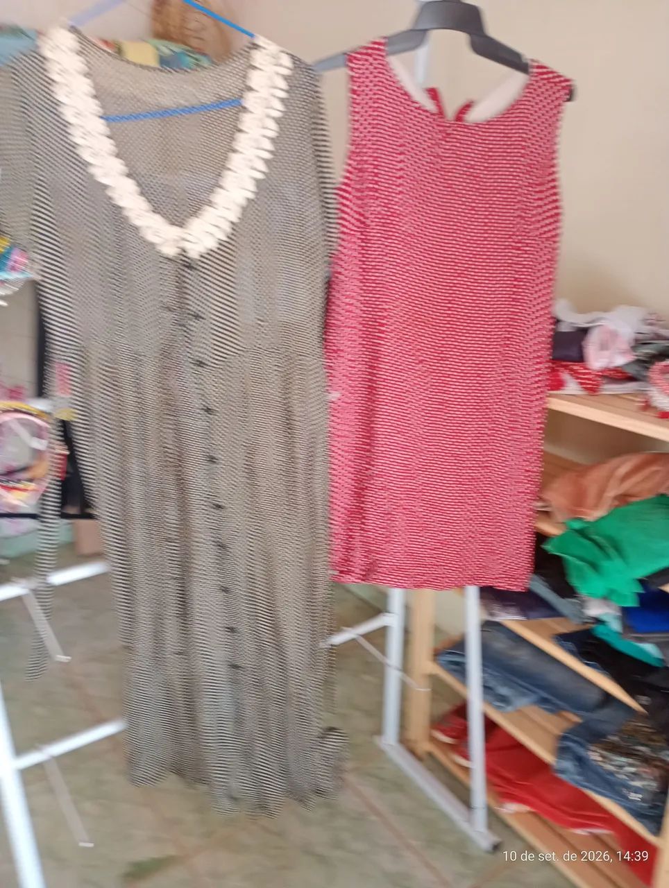 Lote de roupa para brechó  - Foto 3