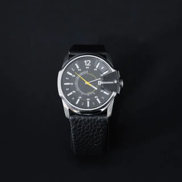 Relógio Diesel DZ-1295 Preto Couro 40mm