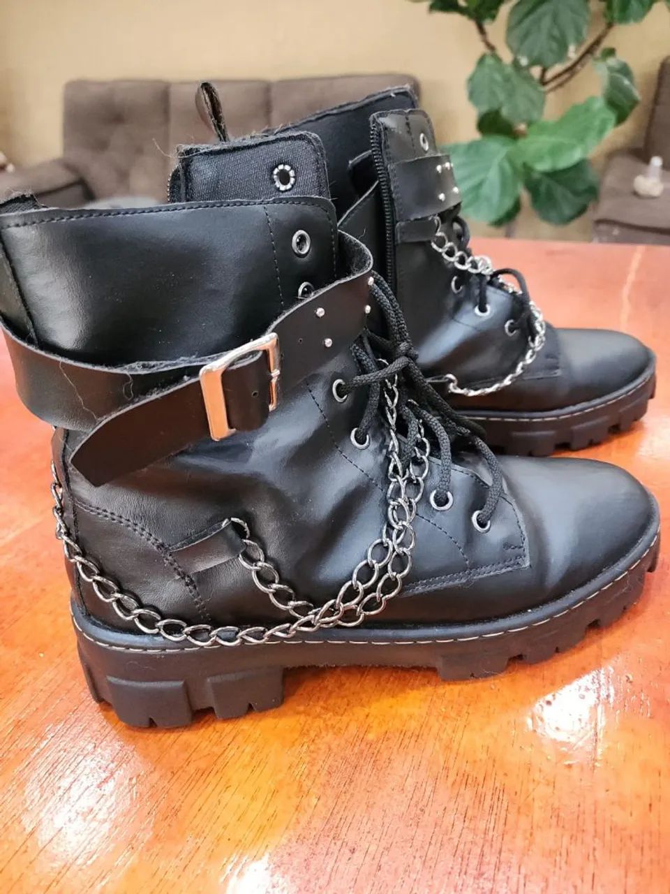 bota coturno tamanho 38 - Foto 2