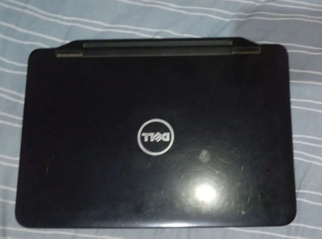 Notebook Dell antigo com defeito - para peças/conserto - Foto 3