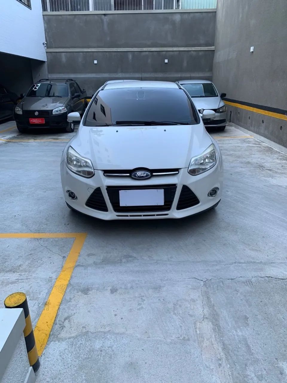 Ford Focus Focus Sed. TI./TI.Plus 2.0 16V Flex  Aut 2014