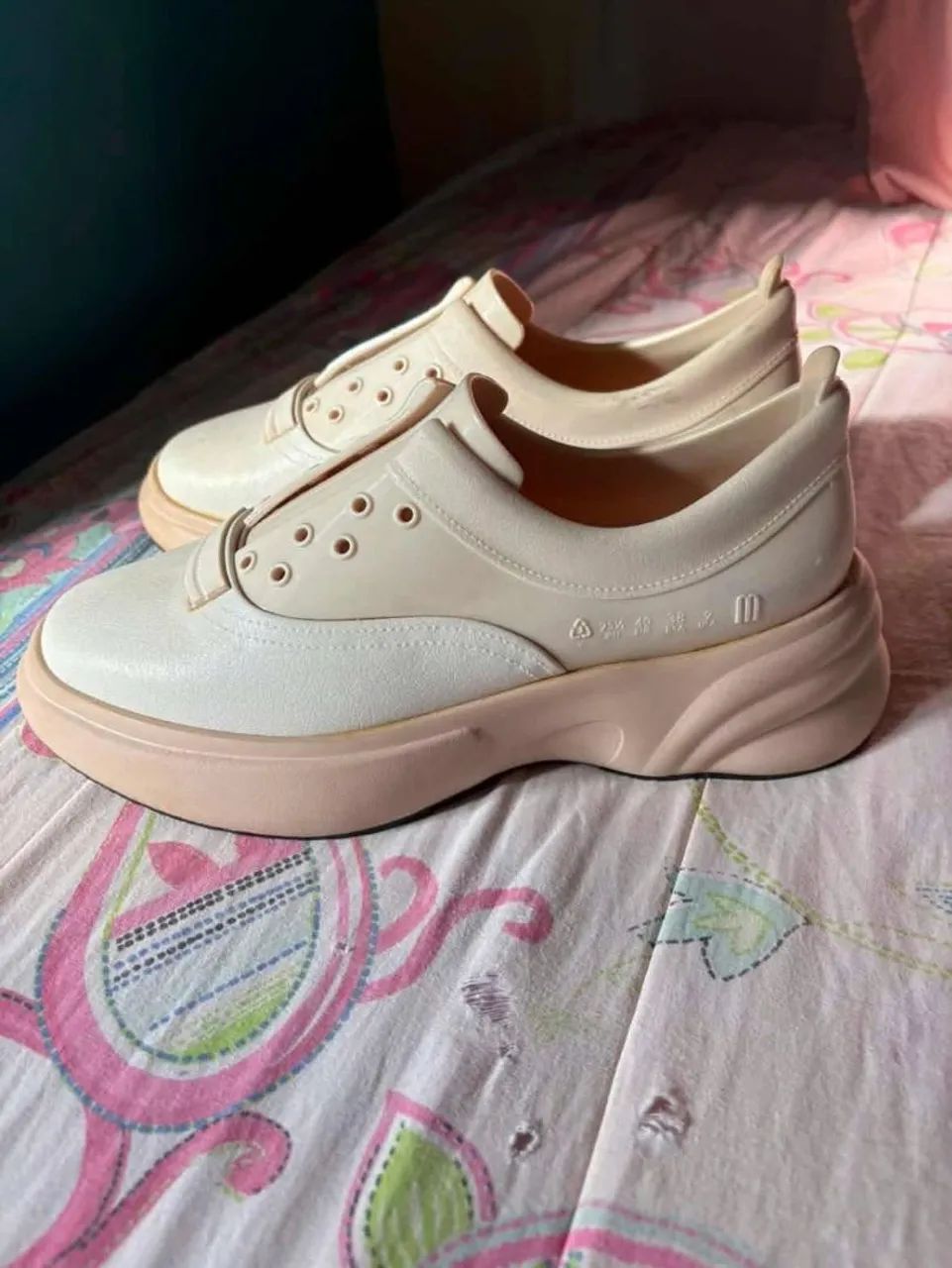 Tênis melissa, usado poucas vezes, super estiloso - Calçados
