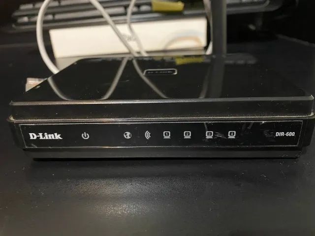 ROTEADOR DE WIFF- D LINK DIR-600