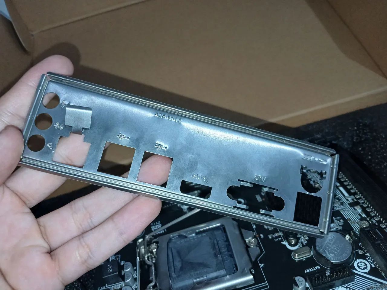 Placa-Mãe H61 LGA1155 DDR3 Com Defeito Para Retirada de Peças - Foto 6