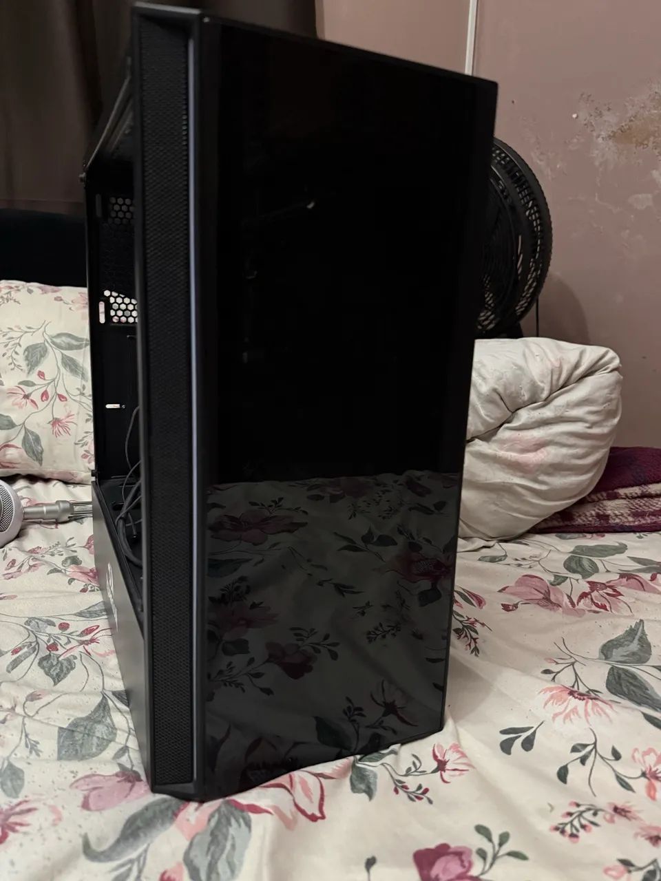 Gabinete gamer Redragon  - Foto 5