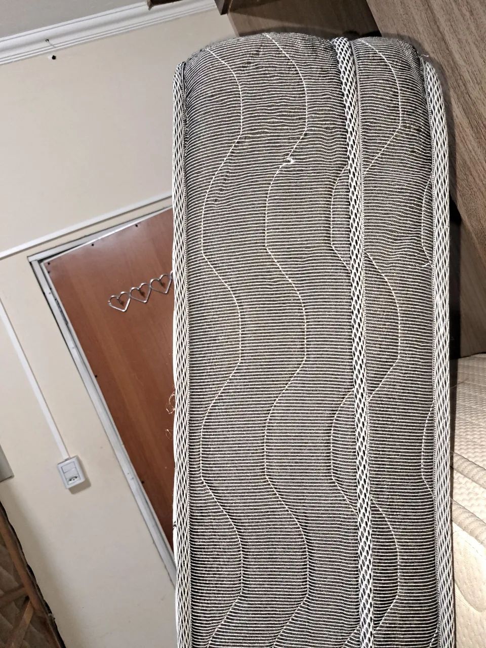 Vendo colchão de casal com base 800,00 - Foto 3