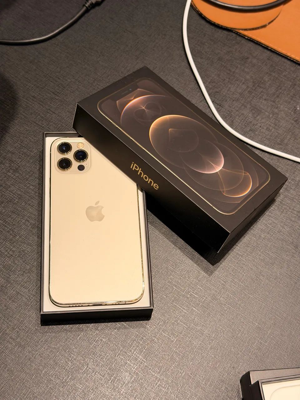 iPhone 12 Pro - 128Gb - Completo