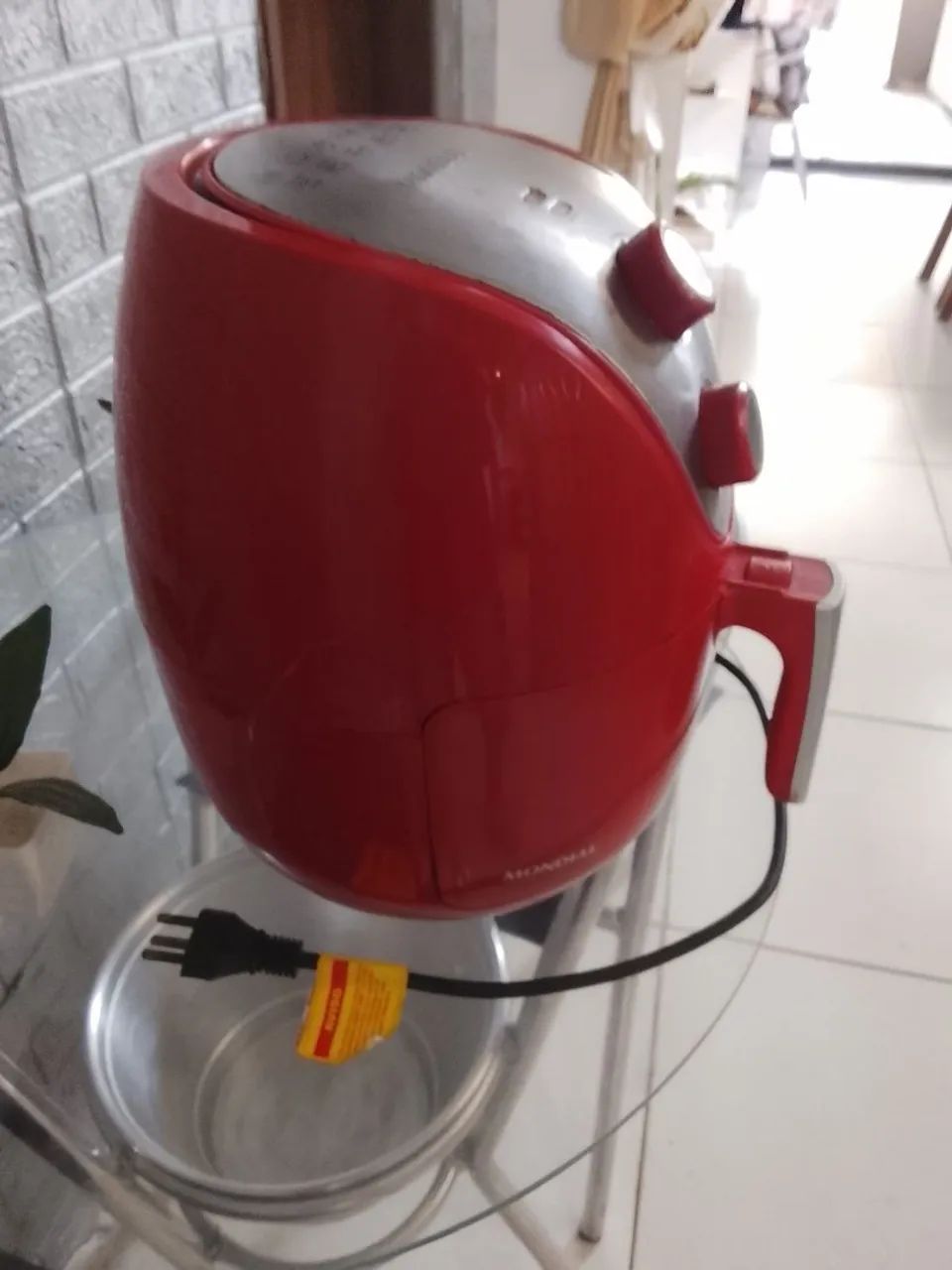 Airfryer mundial funcionando perfeitamente de 4 litros  - Foto 4