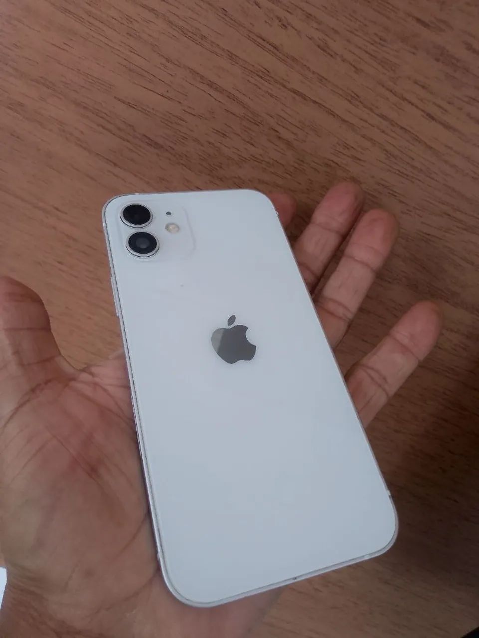 iPhone 12  64 G